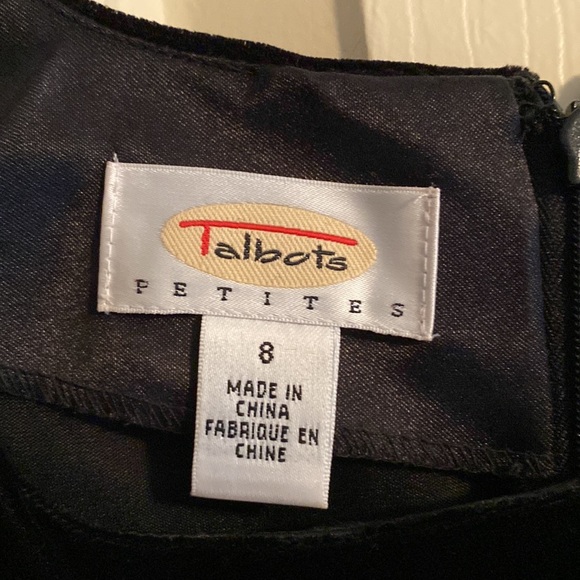 Black velvet A-like Talbots dress. Size 8 - Picture 3 of 3